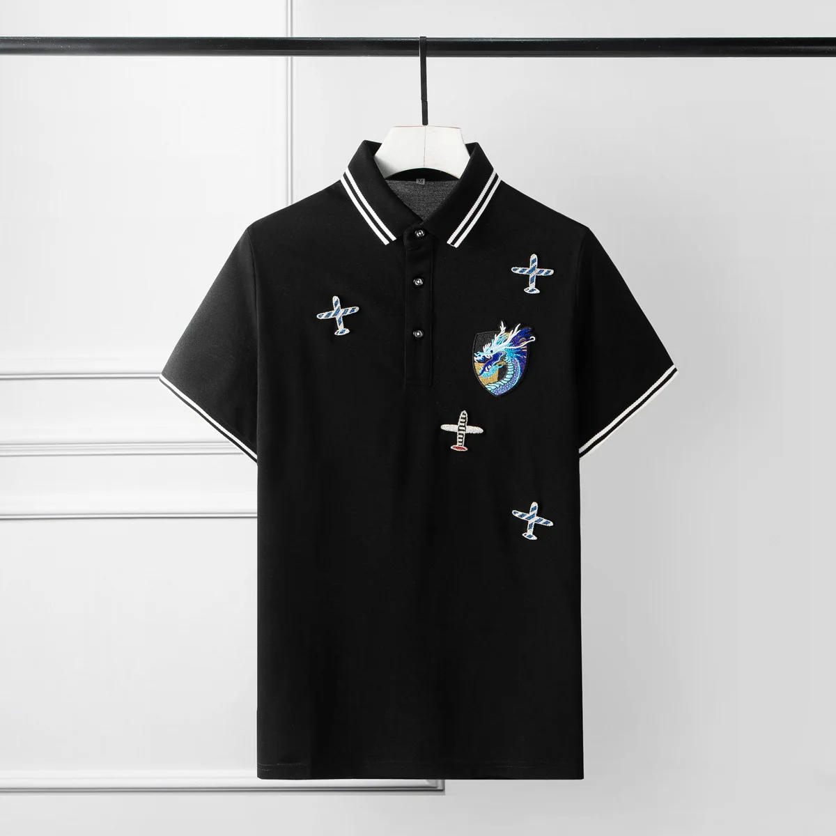 Роскошные мужские вышитые значки с коротким рукавом на самолете футболки модная
