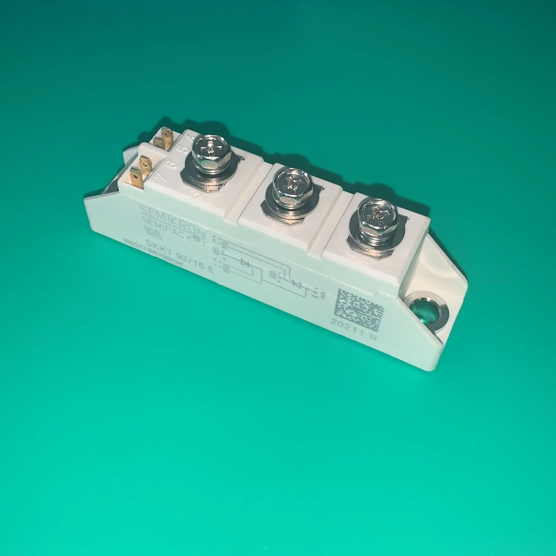 Модуль SKKT92/16E SKKT 92/16 E SEMIPACK1 тиристорные диодные модули IGBT SKKT92-16E SKKT9216E SKKT92/16-E |