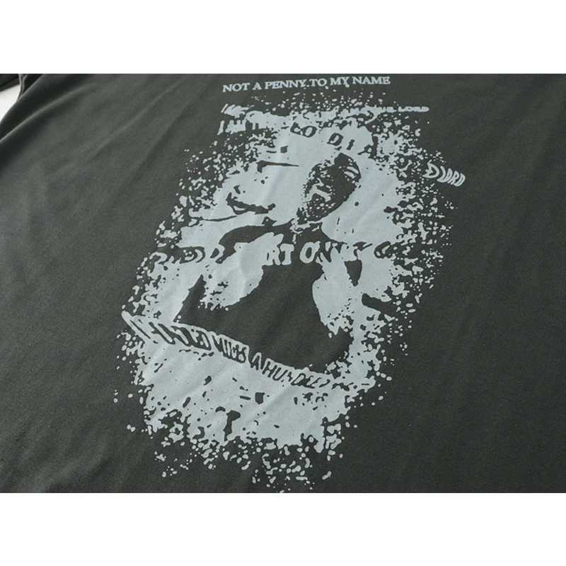 Женская футболка с длинным рукавом круглым вырезом и принтом граффити в