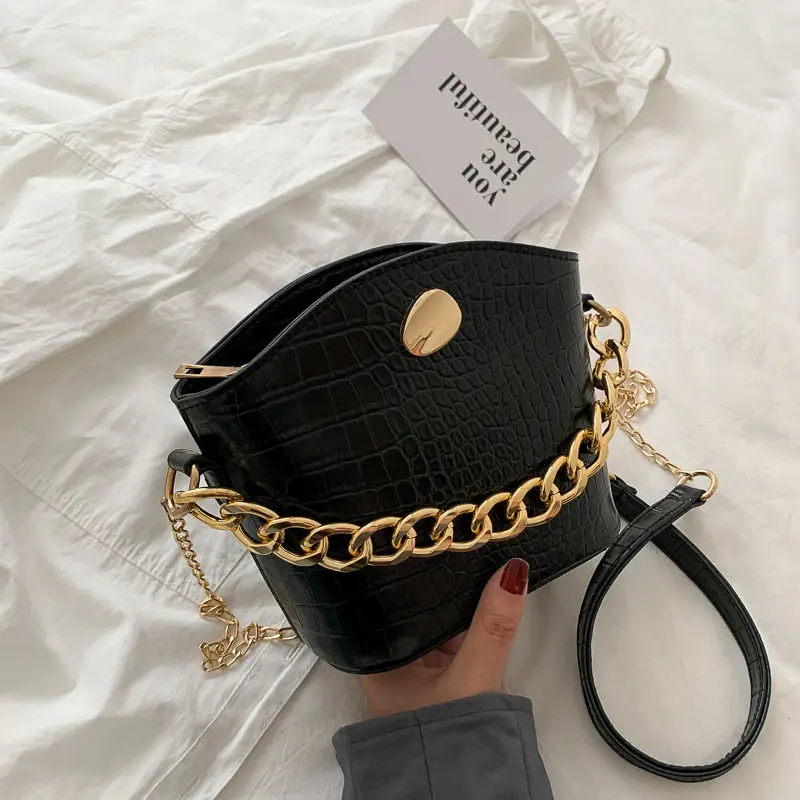 

Casual Alligator Pattern Chain Hobo Solid Pu Leather Shoulder Underam Bag for Women Youth Ladies Simple Versatile Bag