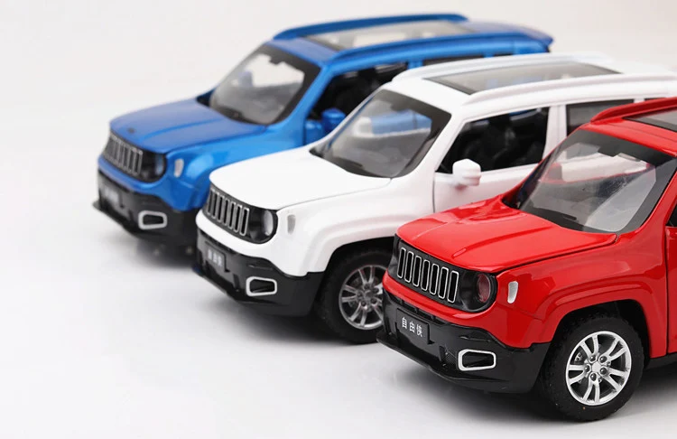 Масштаб 1:32 игрушечный автомобиль для ренегада металлическая игрушка из сплава