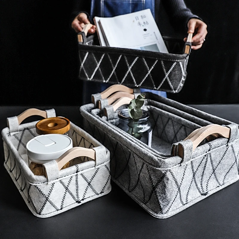 

Japanese Felt Cloth Storage Basket Wooden Handle Foldable Laundry Basket Desktop Sundries Snack Container Kids Toys Organizer