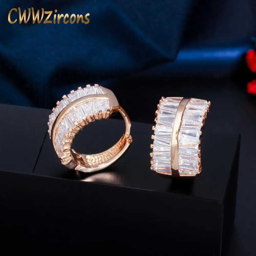 

CWWZircons Designer Geometric Cubic Zirconia 585 Gold Plated Small Huggie Hoop Earrings for Ladies Chic Fine Jewelry Gift CZ797