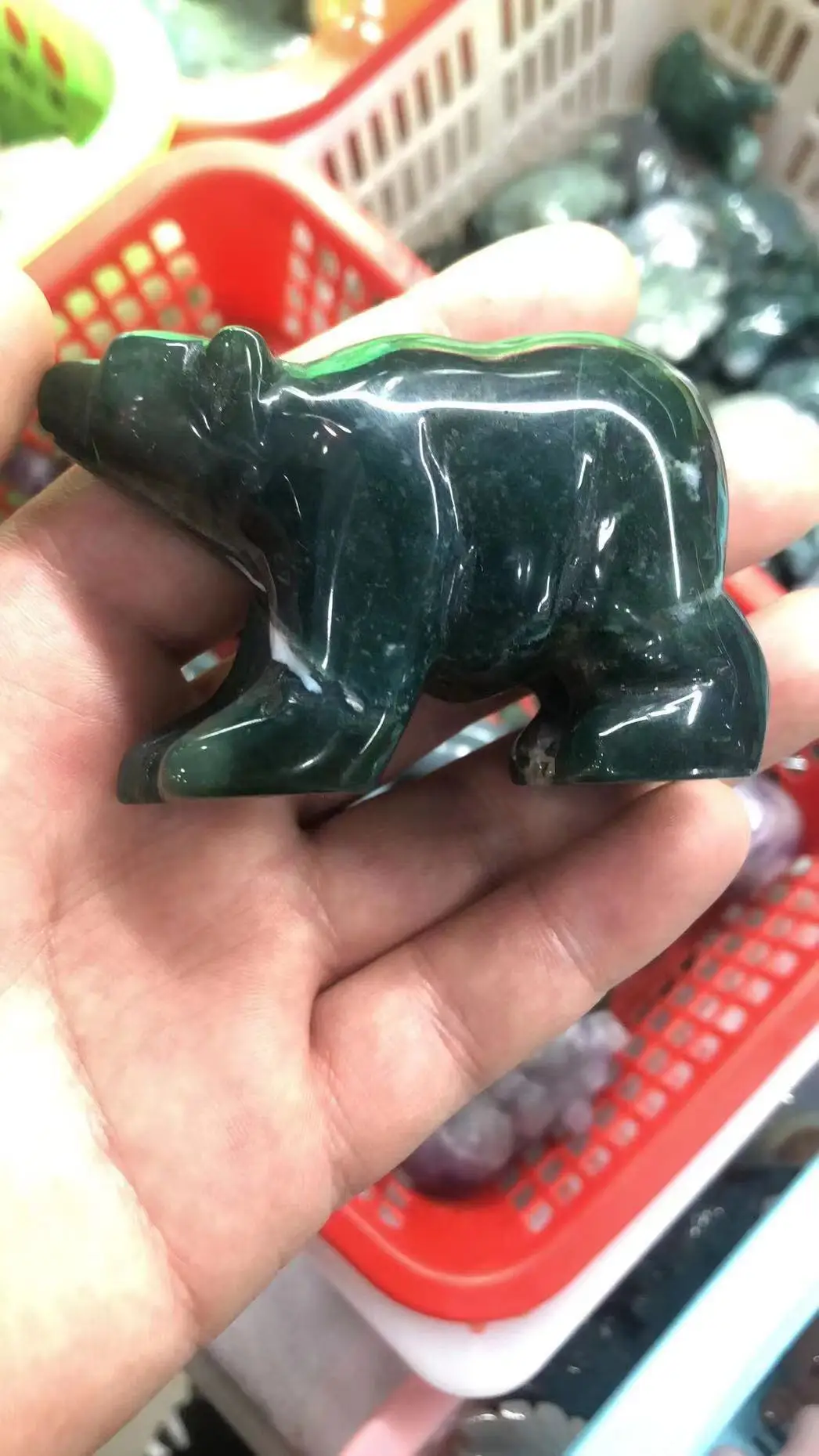 

Natural Moss Agate Bear Carving Crystal Healing Crystal Home Decoration Feng Shui