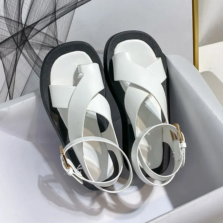 

Middle heel button with rubber muffin bottom and open toe button with PU