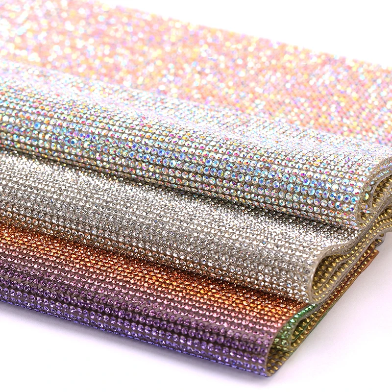 

Самоклеящиеся клеящиеся Стразы 24*40 см для украшения автомобиля