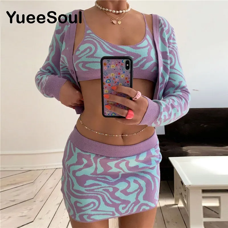 

Ripple Print Crop Cardigan Women Long Sleeve Coat Top Vintage 2021 Button Up Cropped Sexy Knitted Sweater Y2K Cardigans
