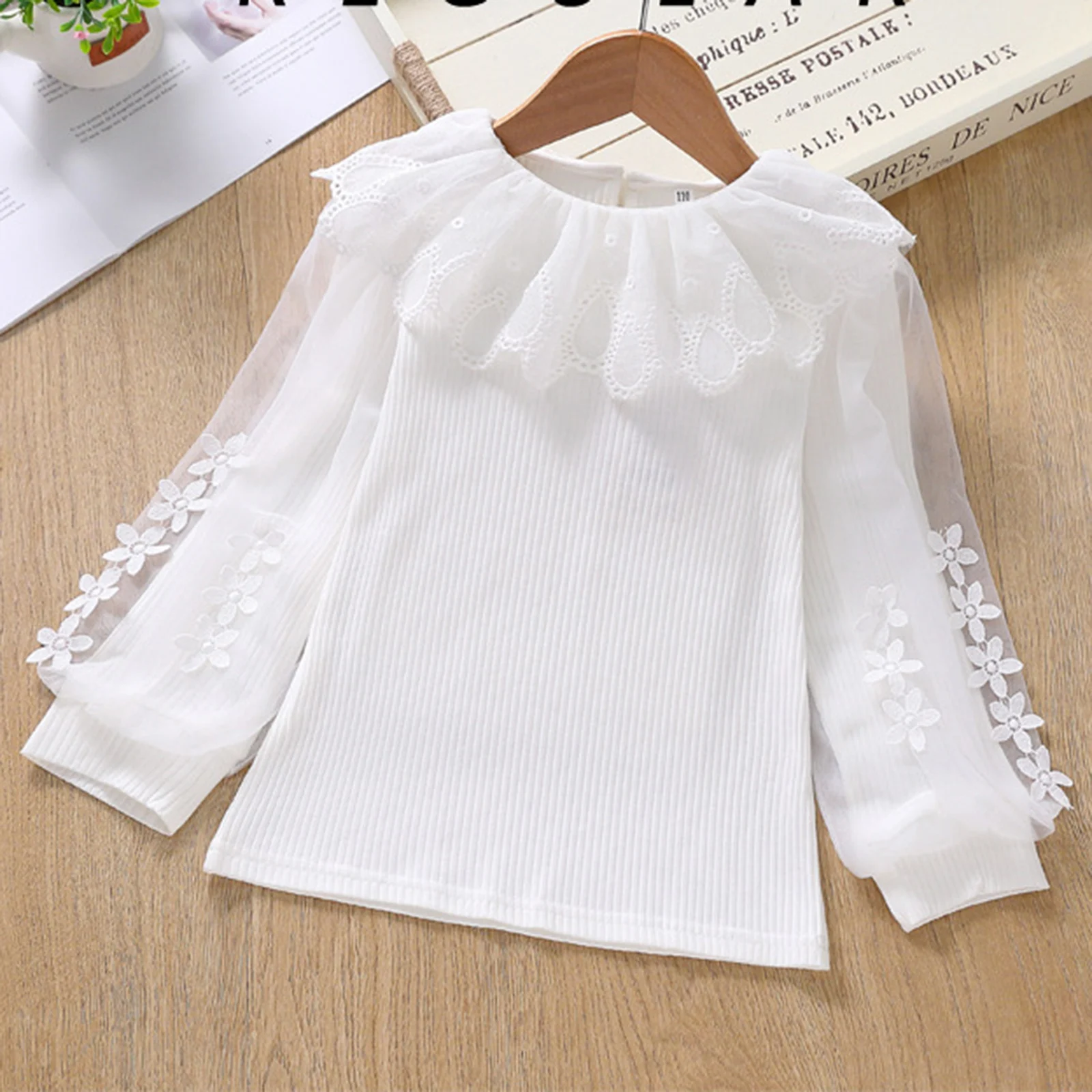 

Блузка для маленьких девочек, демисезонная детская кружевная рубашка, белый пуловер с длинным пышным рукавом и воротником с оборками в клет...