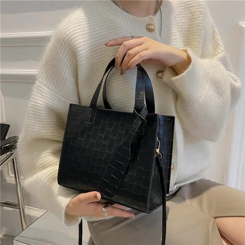 

Fashion Autumn Bag New Fashion Large Capacity Portable Women's Bag One Shoulder Versatile Stone Bucket Bag