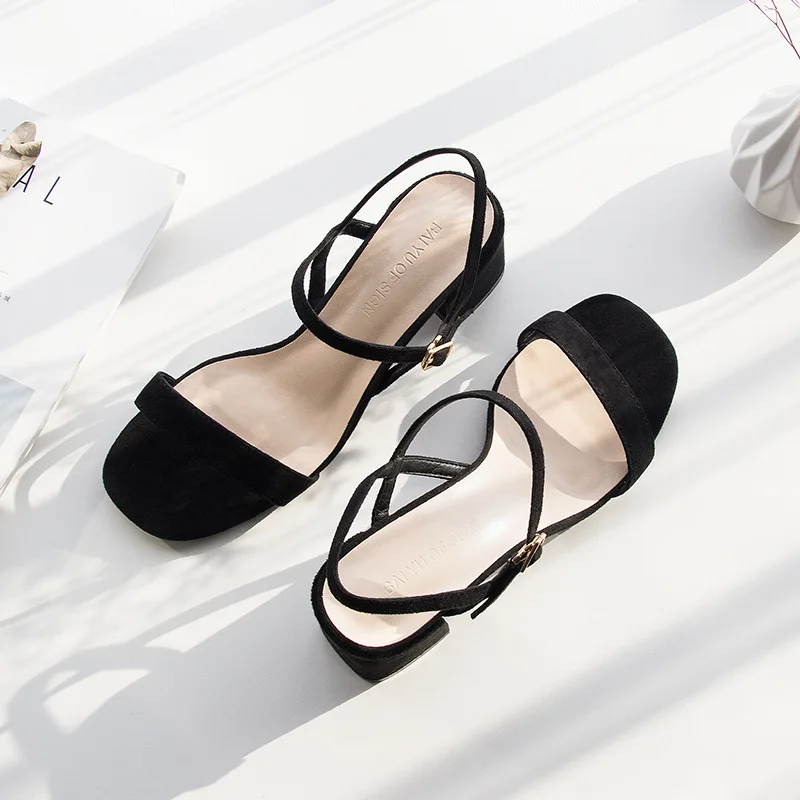 

New women's shoes in 2021 summer