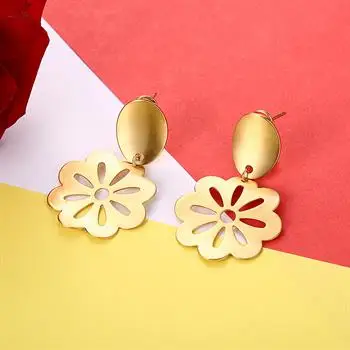 

K Gold Zircon Earrings Cherry Blossom-shaped Romantic Wind Lady Earrings Gold Earrings Wholesaler KZCE165-A