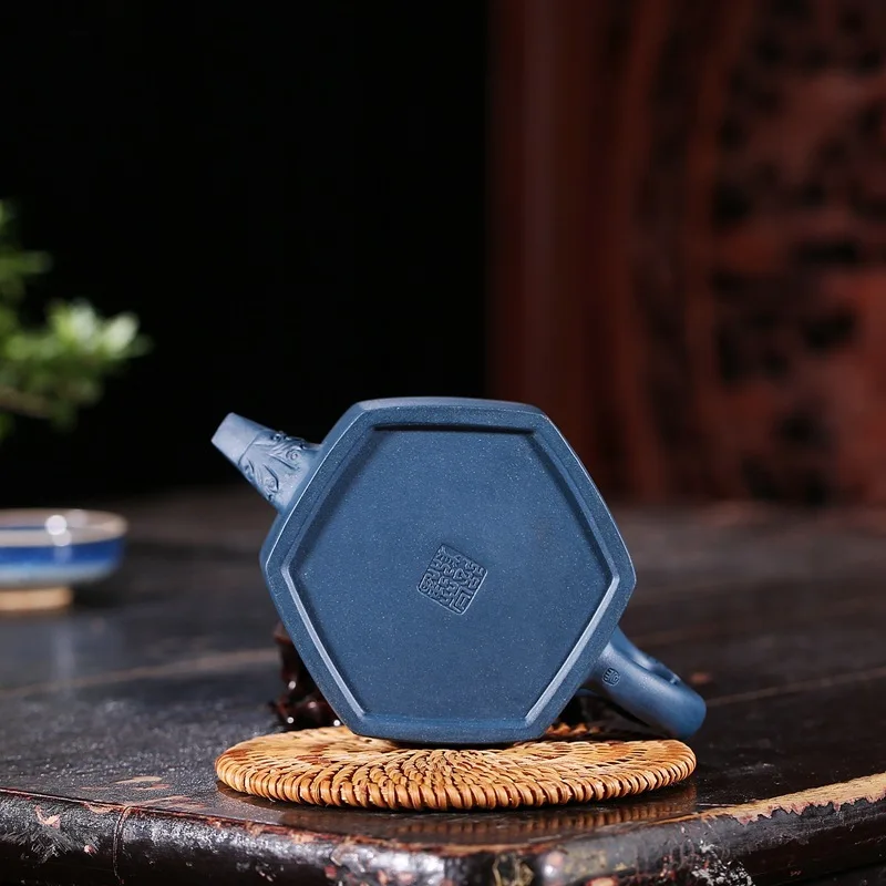 

Yixing Dark-red Enameled Pottery Teapot Famous Full Manual Competitive Products Raw Ore Azure Mud Six Square Long Shun Infusion