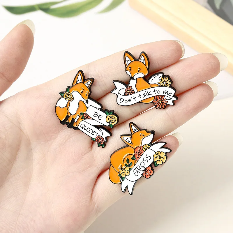 

Cute cartoon pin, enamel fox brooch, drip paint fox collar pin, denim decoration badge wholesale, gift for friends
