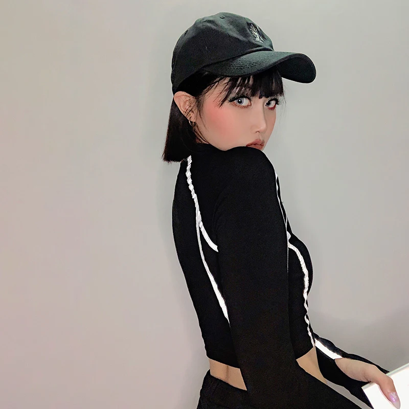 IAMHOTTY с буквенным принтом высоким плотно облегающим шею воротником длинными