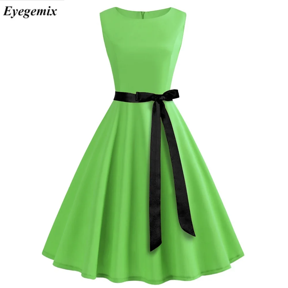 Женское винтажное платье миди без рукавов розовое с пышной юбкой в стиле