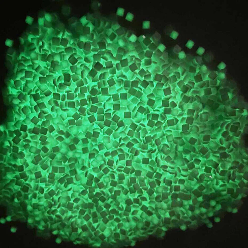 

2021 New Glow In Dark Resin Stones DMC 5200 Square Round Drills Diamond Painting For Create your own DP Luminous painting