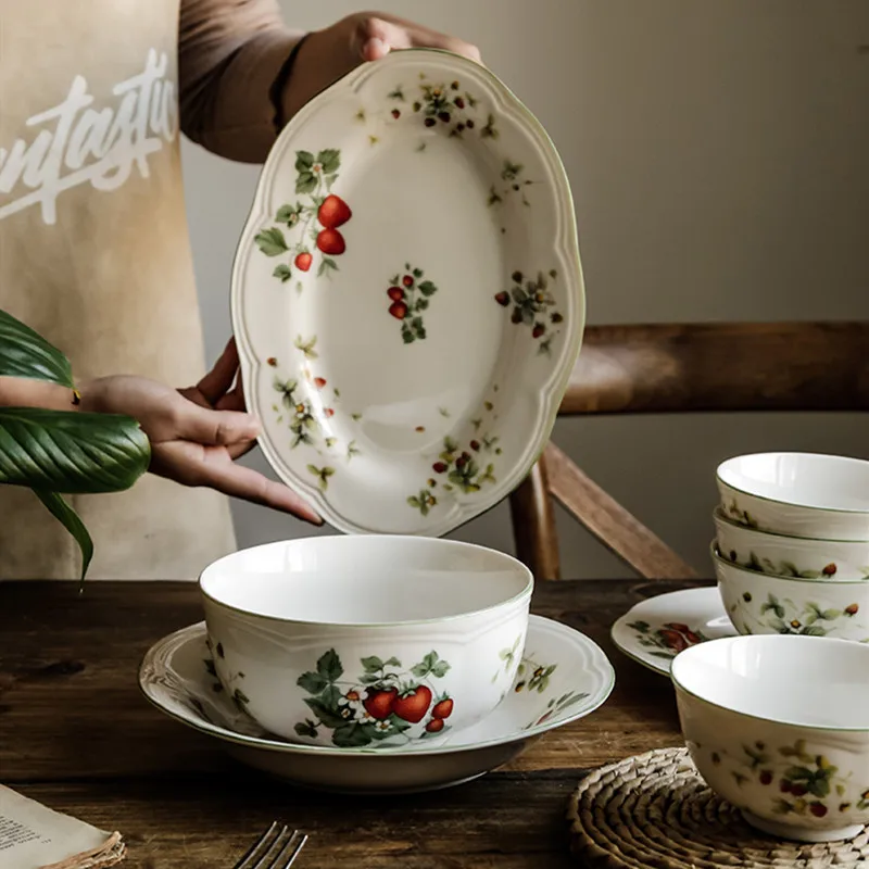 Retro Strawberry Plate Cream Ceramic Oval Deep Dish Soup Bowls Embossed Tableware Salad Dessert Decorative Dinnerware | Дом и сад