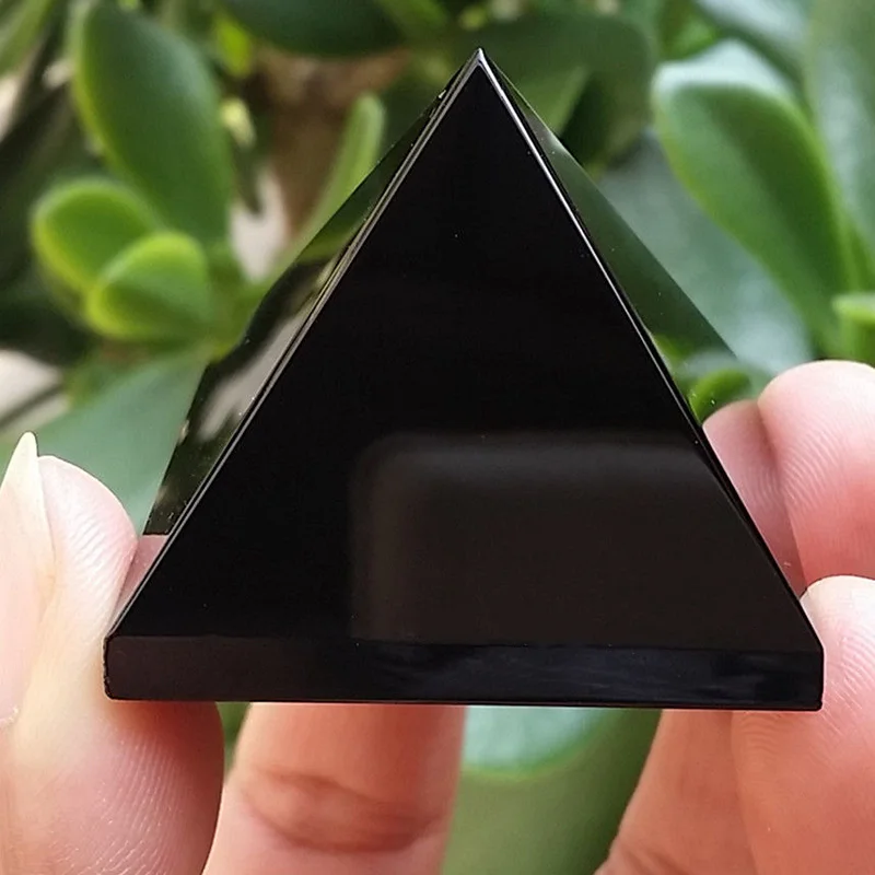 

Natural Black Obsidian Quartz Crystal Gift Home Decor Pyramid Healing Crystal Crafts YG