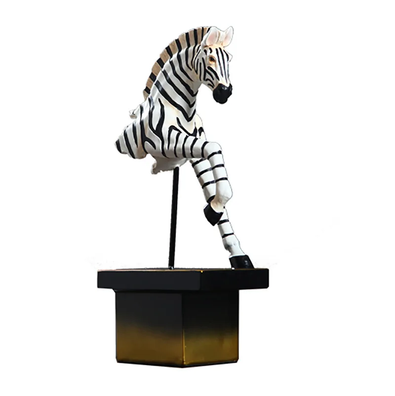 

[HHT] Nordic Pastoral Modern Creative Zebra Sculpture Ornaments Home Decoration Living Room Wine TV Cabinet Furnishings Crafts
