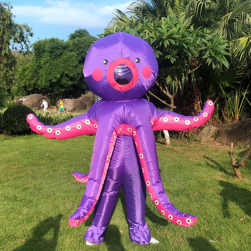 

Costumes & Accessories