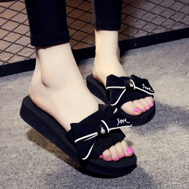 Женские шлепанцы на танкетке летние сандалии-гладиаторы плоской подошве большие