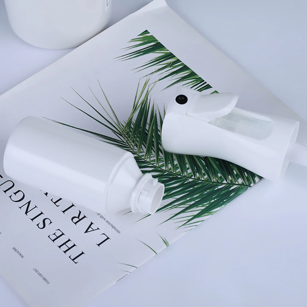 

200ML/300ML Hairdressing Spray Bottle Salon Barber New Fashion Hair Spray Bottle Hair Tools Water Sprayer Beauty Hair Care