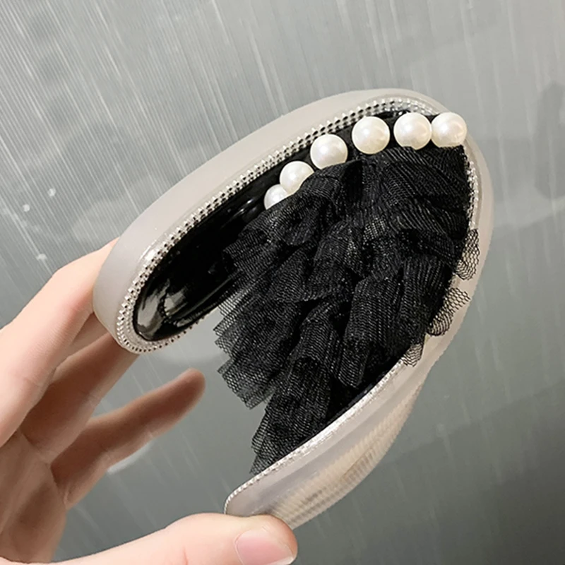 

Female Shoes Slippers Soft Lace String Bead Low Slides Summer Clogs Woman Fashion 2021 Comfort Flat Beach Luxury Basic PU