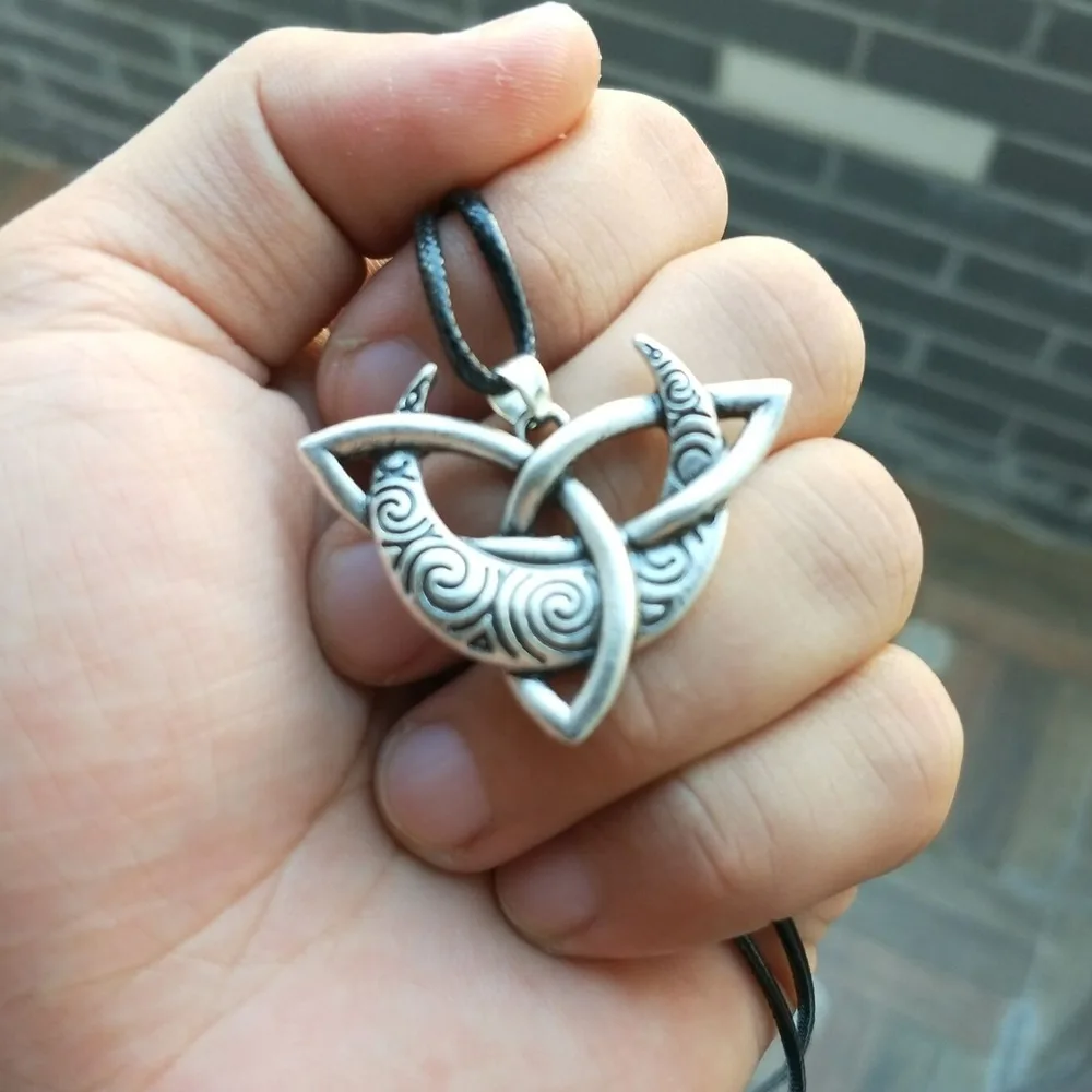 Ожерелье с подвеской в виде знака Троицы и Полумесяца для женщин мужчин