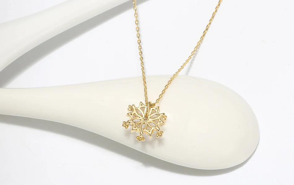 ORSA JEWELS S925 подвесок в форме снежинок к Цепочки и ожерелья Позолоченные AAAA фианит милые Для женщин кулон Рождество стерлингового серебра ювелирные украшения SN170