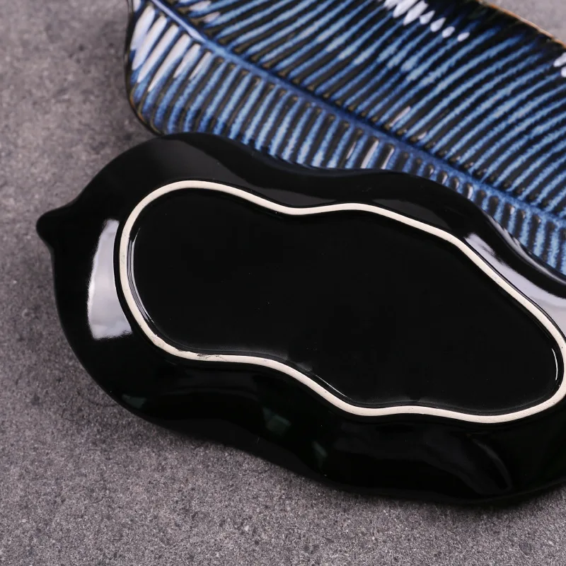

Kiln-turned ceramic plate large steamed fish plate leaf-shaped plate plate irregular plate special plate restaurant