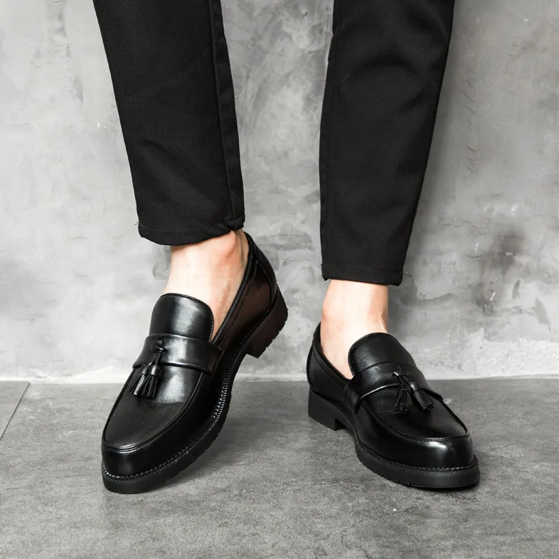 Деловые туфли мужские на плоской подошве повседневные оксфорды в британском