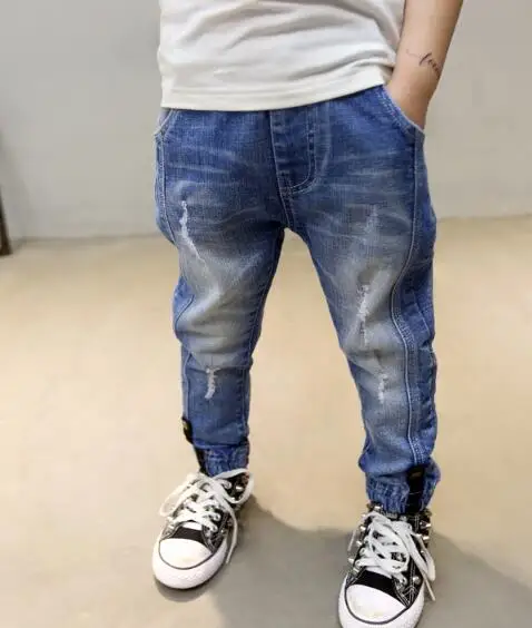 

Джинсы для мальчиков 4 -13 лет, осень 2021, джинсовые брюки с дырками, длинные брюки, Свободные повседневные брюки для подростков, одежда для мал...