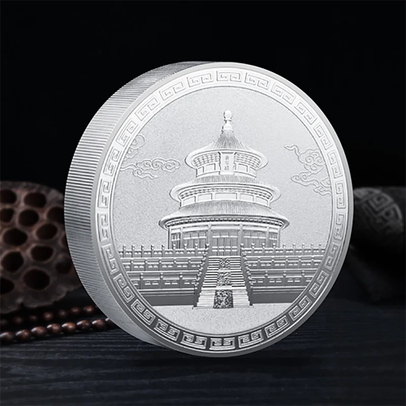 Немагнитная серебряная медаль весом 1 кг "100-летие основания Коммунистической партии Китая 1921-2021" с сертификатом и коробкой.