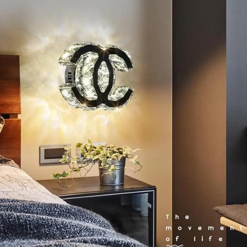 Современная хрустальная настенная лампа с хромированной зеркальной отделкой