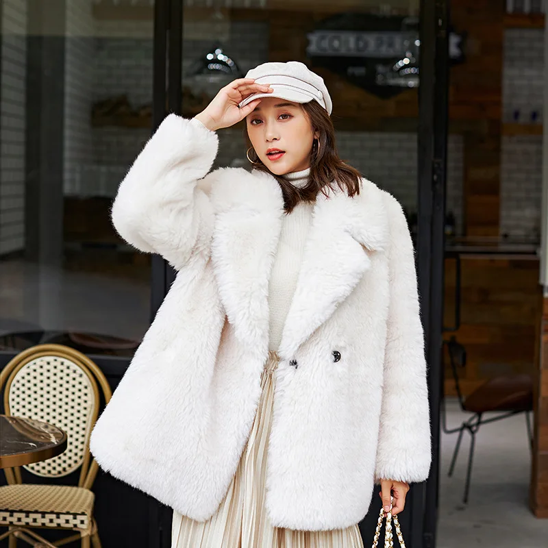 Fashion Real Sheep Fur Coat Women White Turn Down Collar Long Sleeves Simple Button Solid Elegant Ladies Coat Winter Female Tops