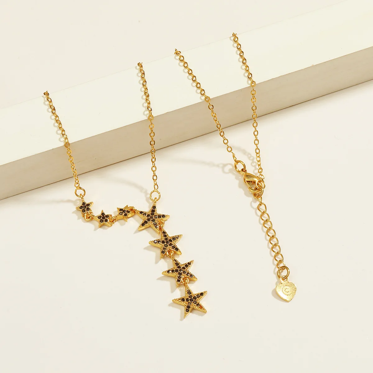 

Clavicle chain Necklace Women Jewelry Yellow Gold Filled Star Shaped Fashion Accessories Gift