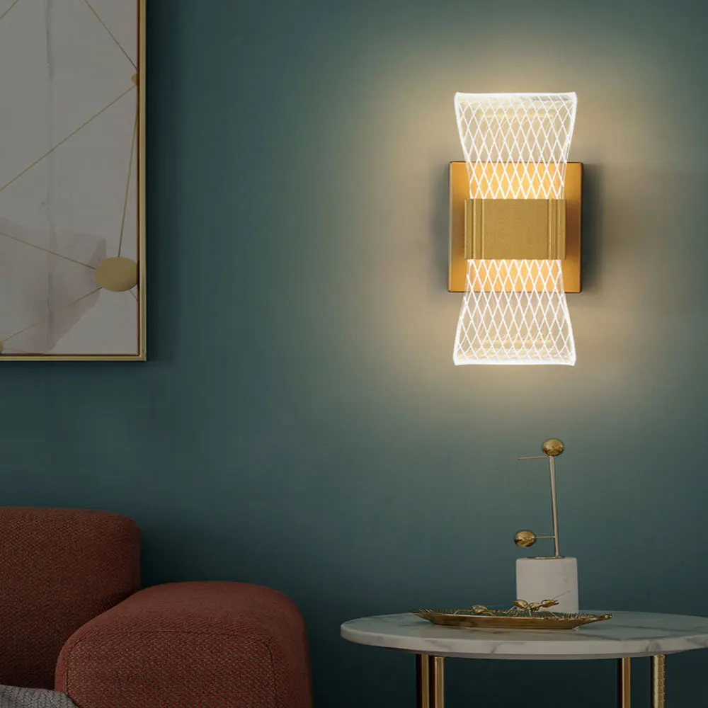 Акриловый настенный светильник светодиодный для помещений современный дома