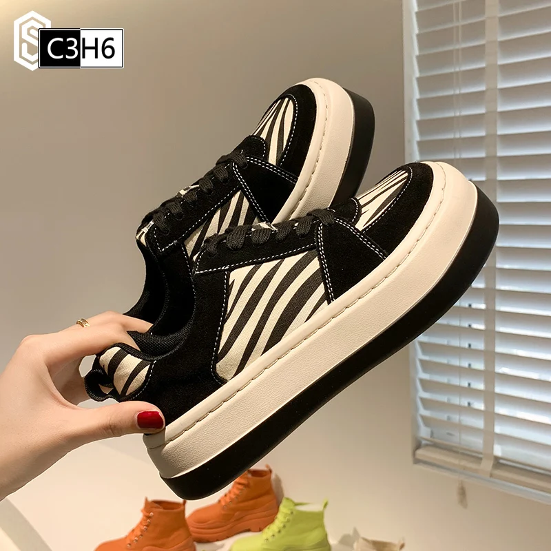 

Running Shoes Women Breathable Casual Outdoor Light Weight Sports Shoes Walking Platform Ladies Sneakers Black Zebra pattern ins