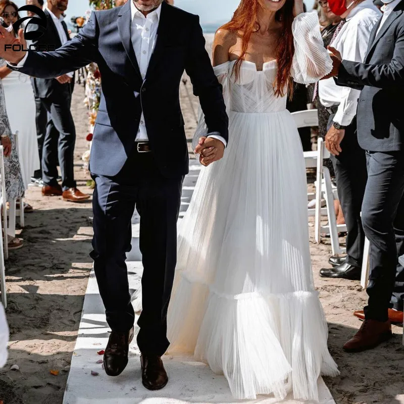 

2021 Latest Deaign Wedding Dresses Strapless Off Shoulder Backless Illusion Pleated tulle A-line Puff Sleeve A-line Bridal Gown