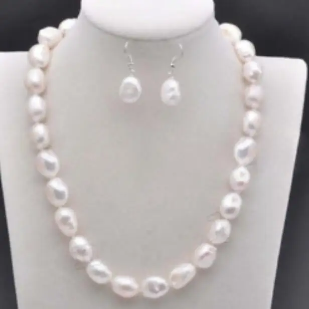 

Комплект из колье и серёг, с жемчугом 9-10 мм