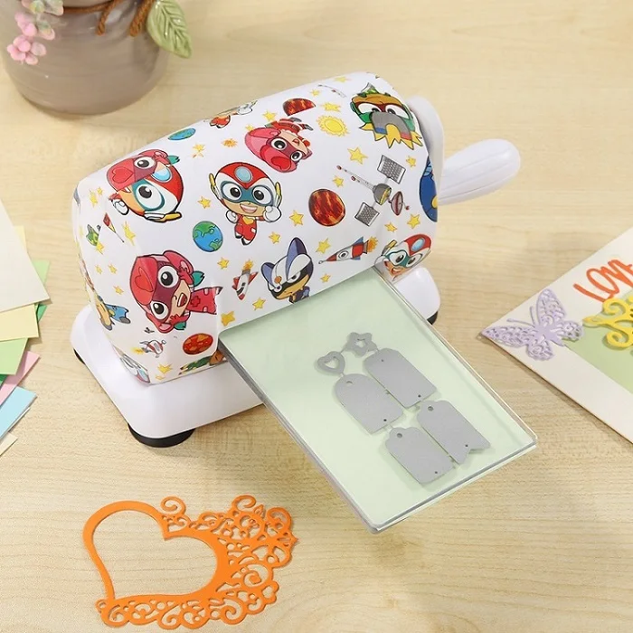 Carton Pattern DIY высечка тиснения машина для скрапбукинга бумаги Резак высечки машина для высечки дома высечки штампы DIY Инструменты - Цвет: Carton Pattern