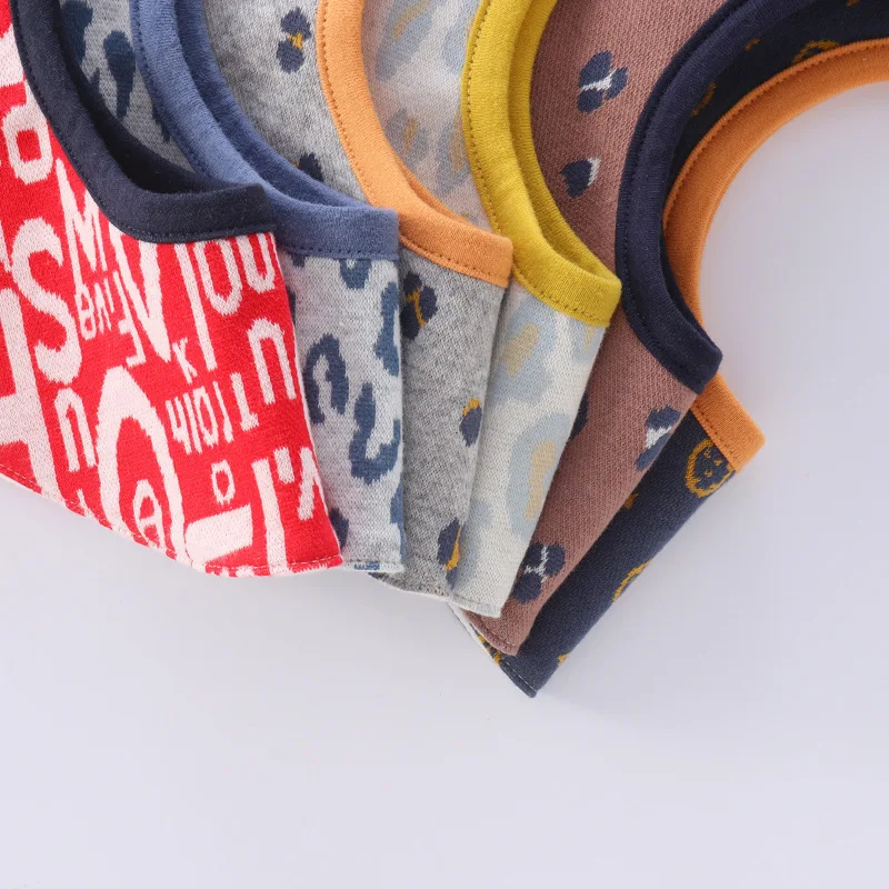 

Cotton 360 Degree Rotatable Bandana Bibs Cartoon Print Boys Girls Lace Burp Cloths Waterproof Bibs Easy To Clean Saliva Towels