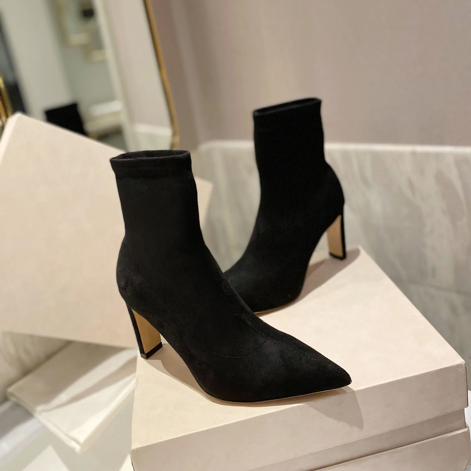 

Новинка 2021, модные дизайнерские эластичные ботинки с острым носком на высоком каблуке, женская обувь, простая обувь, женские ботильоны