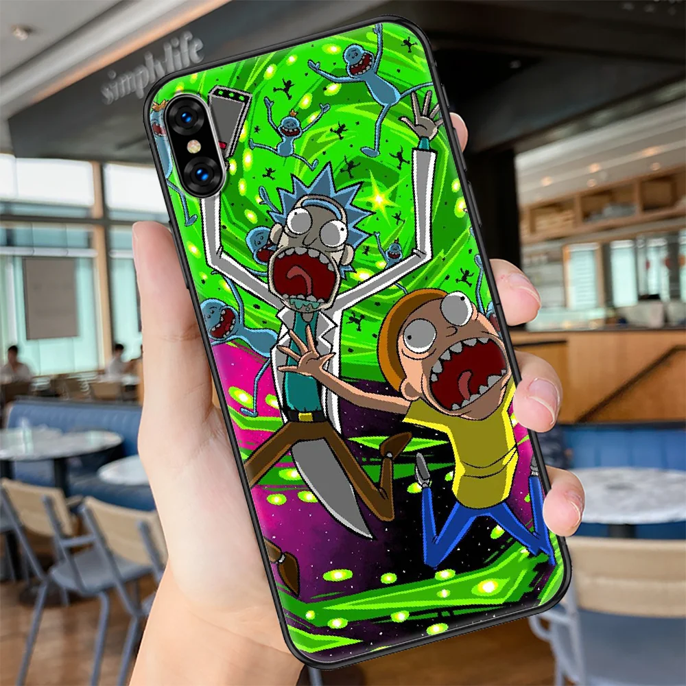 

Ricks Cartoon Mortys Phone Case Cover Hull For iphone 5 5s se 2 6 6s 7 8 12 mini plus X XS XR 11 PRO MAX black luxury bumper