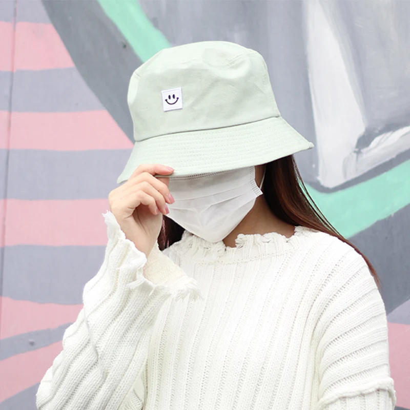 

Fashion Smile Face Bucket Hat New Candy Solid Color Sun Hat Outdoor Sports Travel Wide Brim Fishermen Hats Hip Hop Female Cap