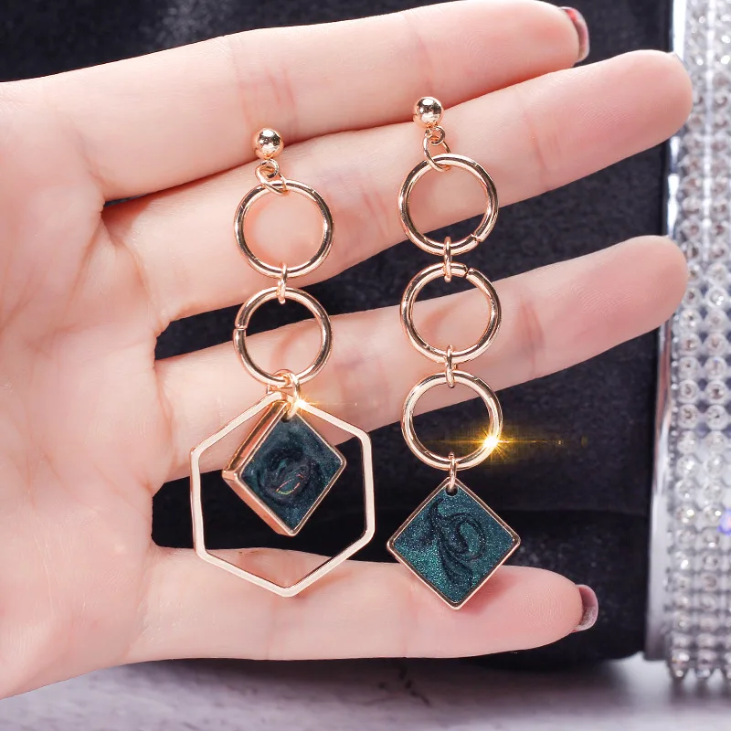 

Geometric Diamond Asymmetric European And American Oil Painting Long Tassel Temperament Personalized Circle Earrings