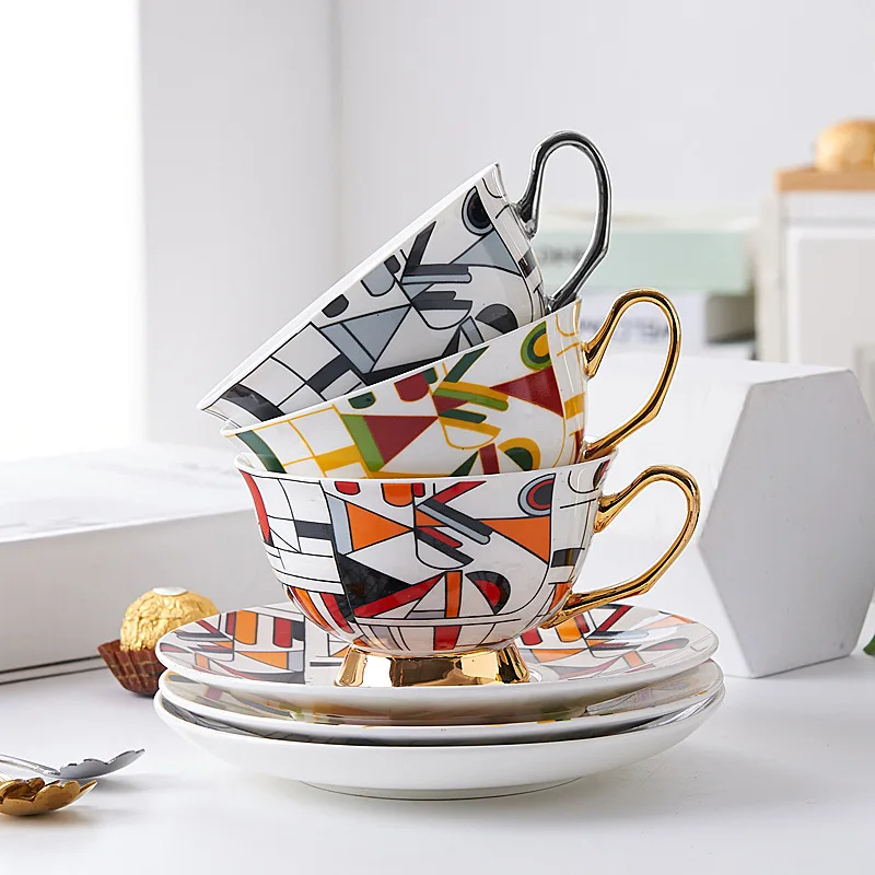 

Creative geometric ceramic coffee cup and saucer set British gold platinum afternoon tea cup black tea cup and saucer