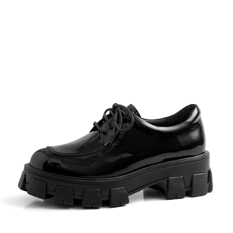 Кожаные оксфорды на шнуровке с толстой подошвой закругленными головками и