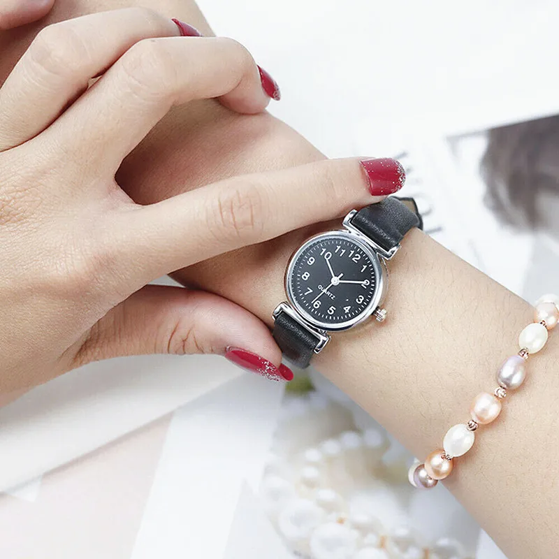 

1PC Hot Sale Women's Casual Quartz Leather Band Strap Watch New Round Analog Clock Wrist Watches Designer Watches