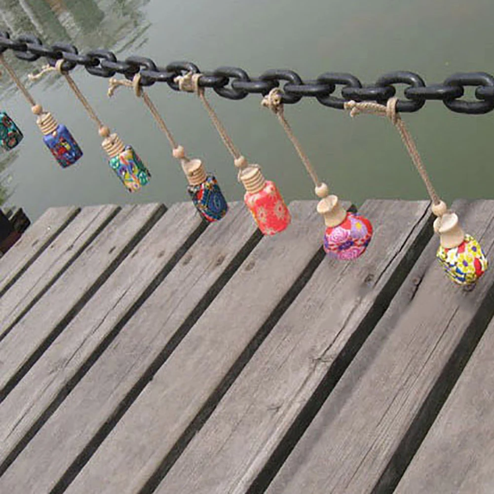 Автомобильный освежитель воздуха аромат духи кулон из полимерной глины пустой